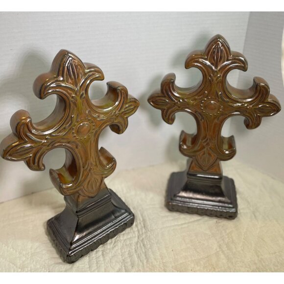 Pair Of Decorative Ceramic Fleur-De-Lis Cross Figurines or Book Ends - Picture 2 of 9